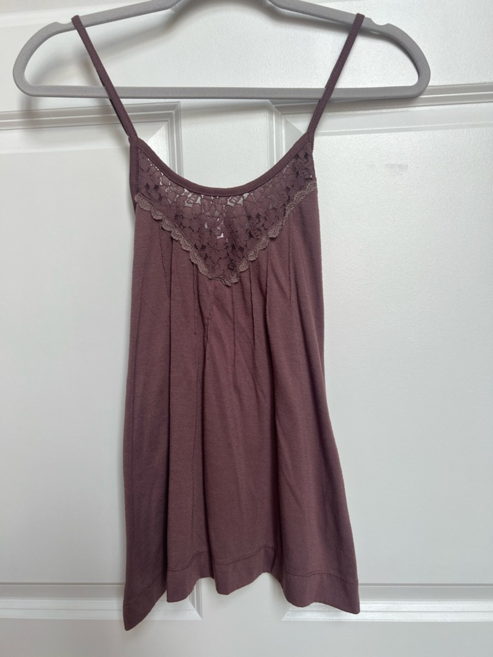 Xhilaration Mauve Lace-Trim Spaghetti Strap Cami